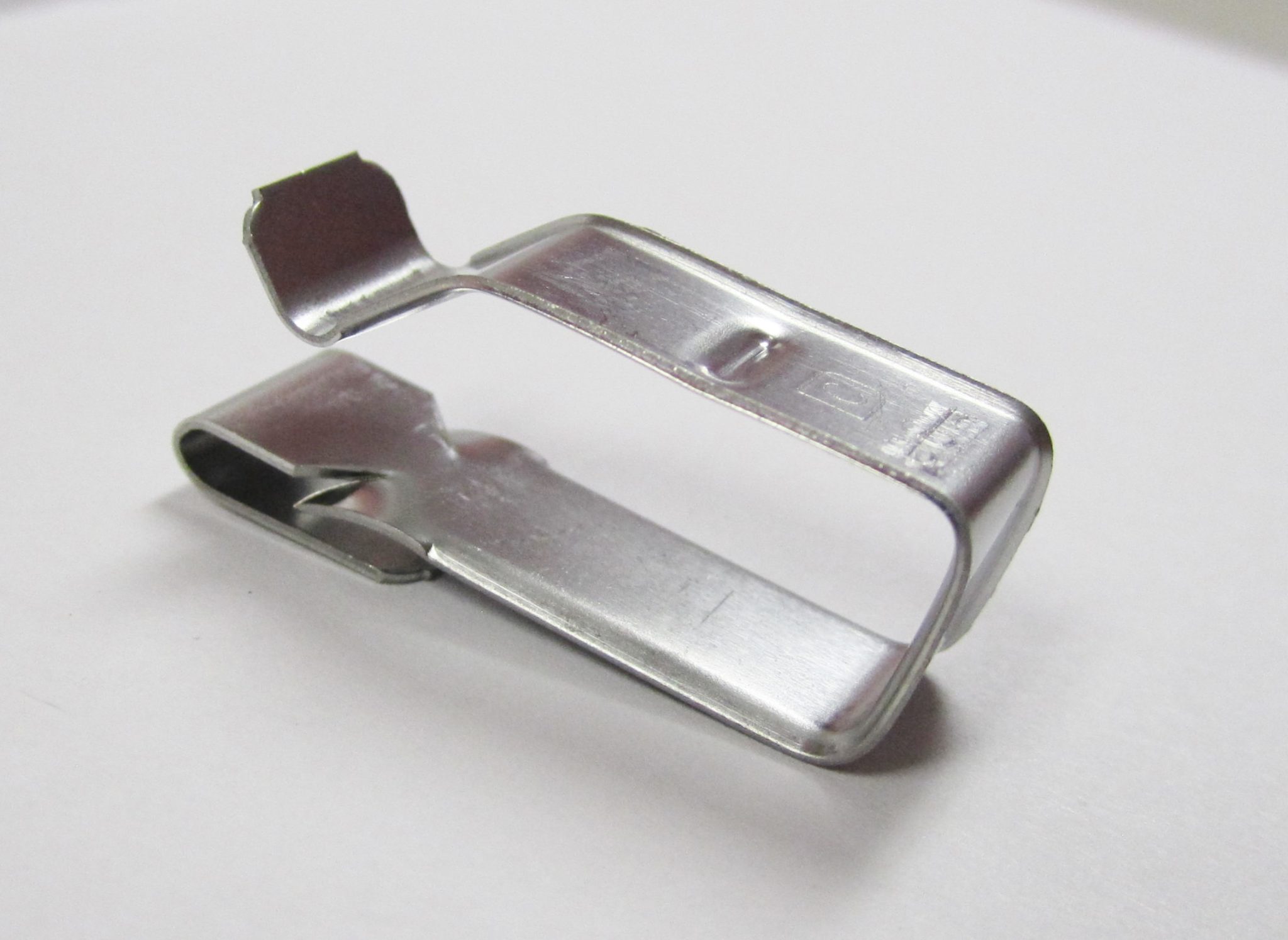 NFI1461 Nine Fasteners SS Clip for Enphase Engage cables Module Clip