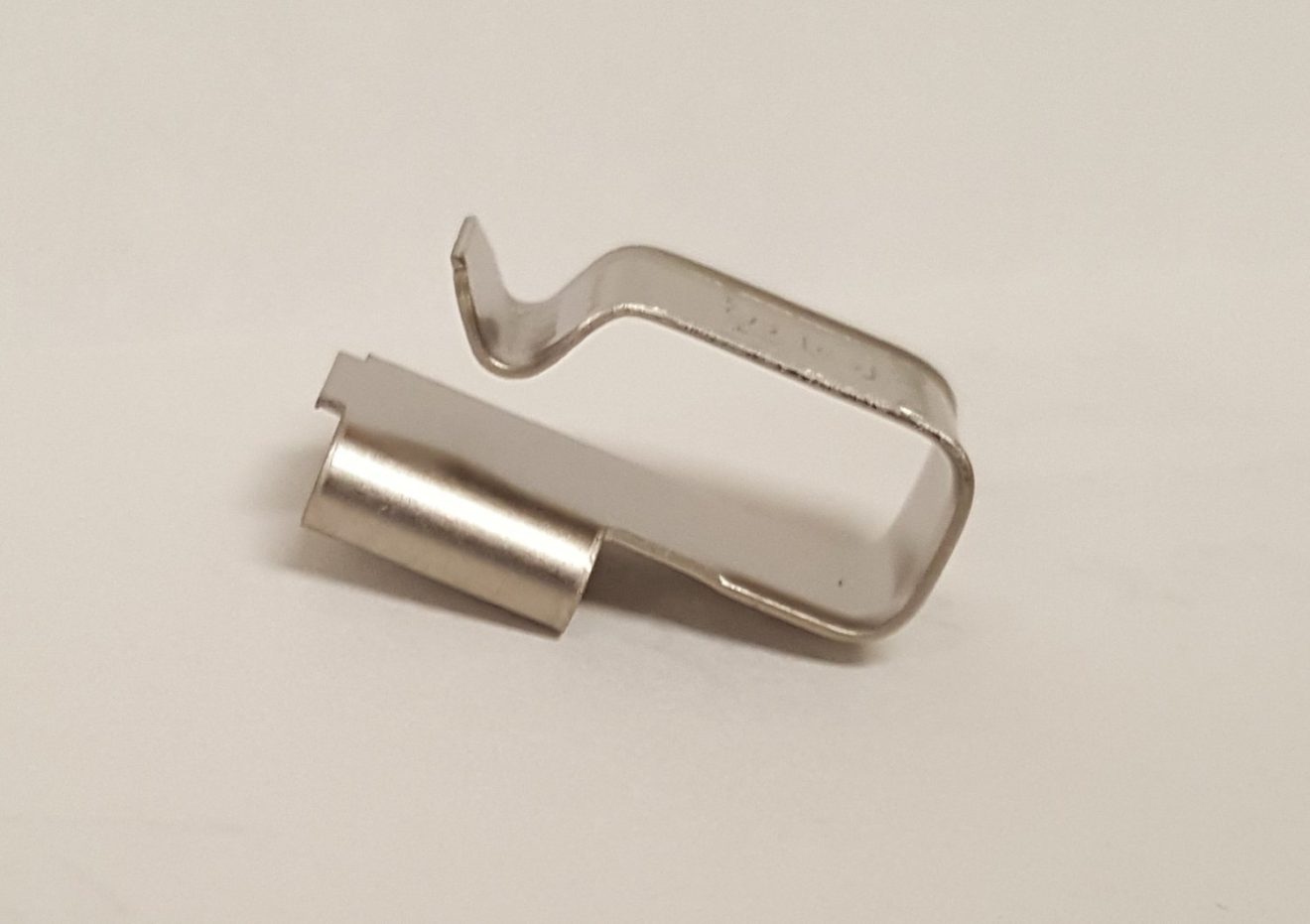 NFI1307V90 Nine Fasteners PV Wire Clip 90 Degree Clip OneMonroe Titan